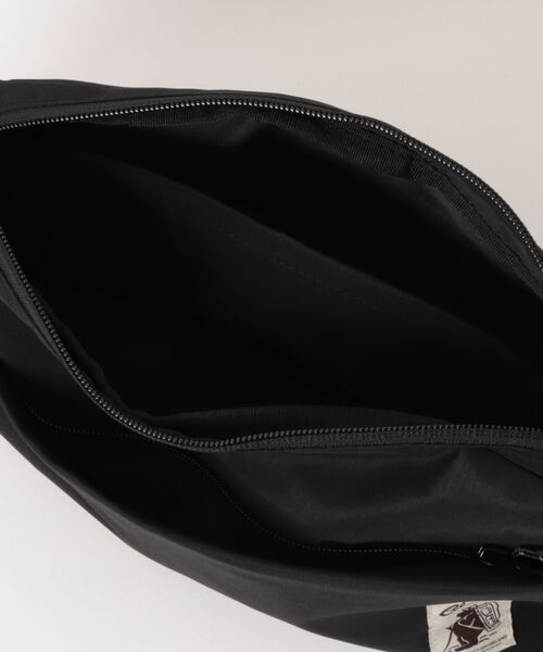 COBMASTER(コブマスター)の「【COBMASTER / コブマスター】 COB Air WP ALT SHOULDERBAG(ショルダーバッグ・メンズ・ブラック/レッド/ベージュ/ブルー/セージグリーン・FREE)」の8枚目の写真