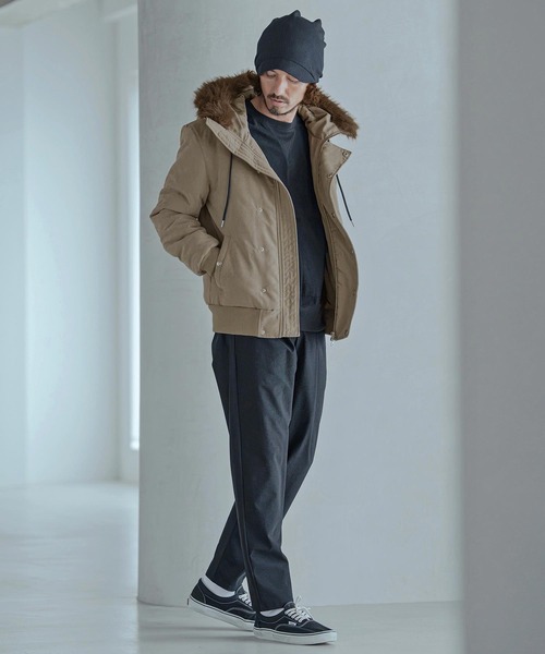 Magine(マージン)の「mj11742-Peach Skin Faux Fur Hooded Blouson ファーフードブルゾン(MGN-263-011)(ブルゾン・メンズ・ブラック/ベージュ/オリーブ・44/46/48)」の9枚目の写真
