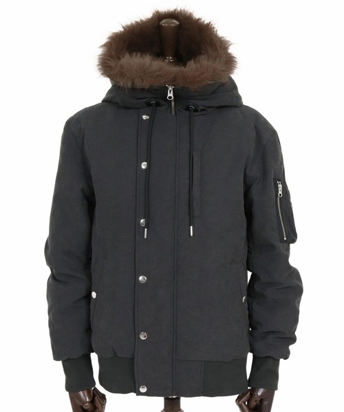 Magine(マージン)の「mj11742-Peach Skin Faux Fur Hooded Blouson ファーフードブルゾン(MGN-263-011)(ブルゾン・メンズ・ブラック/ベージュ/オリーブ・44/46/48)」の12枚目の写真