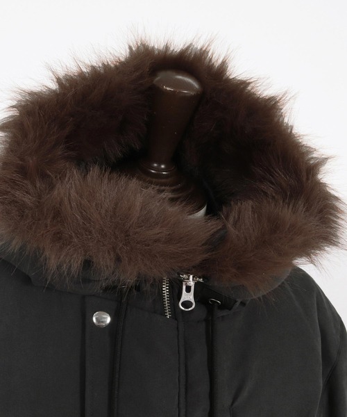 Magine(マージン)の「mj11742-Peach Skin Faux Fur Hooded Blouson ファーフードブルゾン(MGN-263-011)(ブルゾン・メンズ・ブラック/ベージュ/オリーブ・44/46/48)」の14枚目の写真