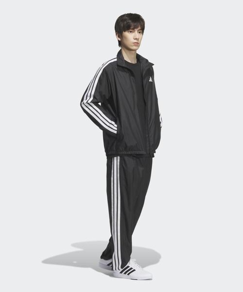 adidas(アディダス)の「マストハブ スリーストライプス 起毛トリコット素材の裏地 ウインドジャケット / アディダス adidas(ジャージ・メンズ・ブラック・XX-LARGE/3XL/LARGE/MEDIUM/SMALL/X-LARGE/X-SMALL)」の3枚目の写真