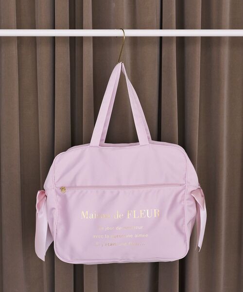 Maison de FLEUR(メゾンドフルール)の「サテンキャリーオンバッグ(トートバッグ・レディース・ピンク系その他2/ピンク/ブラック・FREE)」の3枚目の写真