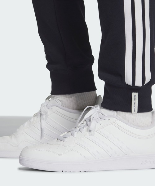 adidas(アディダス)の「エッセンシャルズ プラス レギュラーフィット スリーストライプス フレンチテリー フルレングス カフ パンツ / アディダス adidas(その他パンツ・メンズ・ブルー・X-SMALL/XX-LARGE/3XL/X-LARGE/SMALL/MEDIUM/LARGE)」の4枚目の写真