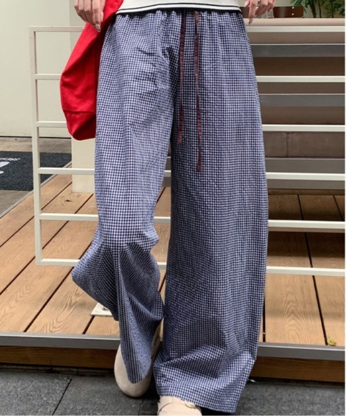 &soiree(アンドソワレ)の「チェックウエストレイヤードイージーワイドパンツ(その他パンツ・レディース・グリーン/ネイビー・SMALL/MEDIUM/LARGE/X-LARGE)」の4枚目の写真