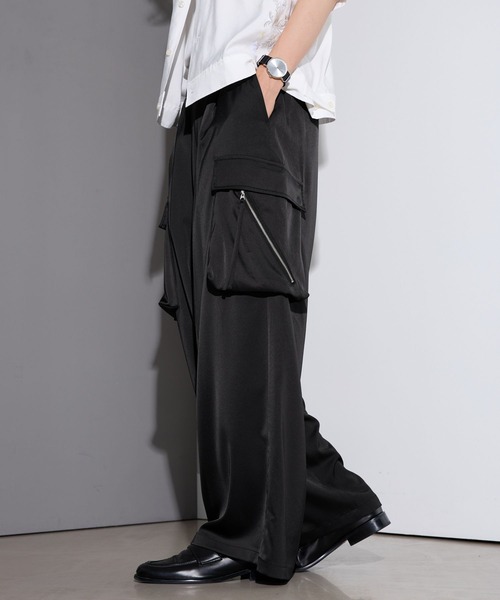RAGEBLUE(レイジブルー)の「SATIN PARACHUTE CARGO PANTS/サテンパラシュートカーゴパンツ【セットアップ対応】(カーゴパンツ・メンズ・ブラック/グレー系その他・LARGE/MEDIUM)」の16枚目の写真