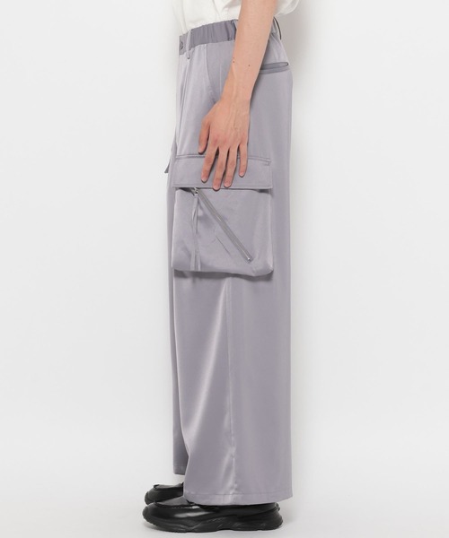 RAGEBLUE(レイジブルー)の「SATIN PARACHUTE CARGO PANTS/サテンパラシュートカーゴパンツ【セットアップ対応】(カーゴパンツ・メンズ・ブラック/グレー系その他・LARGE/MEDIUM)」の3枚目の写真