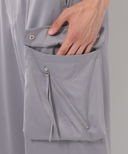 RAGEBLUE(レイジブルー)の「SATIN PARACHUTE CARGO PANTS/サテンパラシュートカーゴパンツ【セットアップ対応】(カーゴパンツ・メンズ・ブラック/グレー系その他・LARGE/MEDIUM)」の7枚目の写真