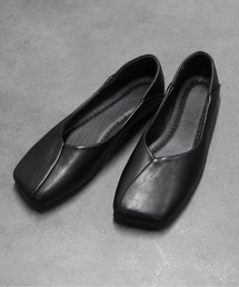 アシンメトリーシーム　スクエアトゥ　バブーシュ　ASYMMETRIC SEAM SQUARE TOE BABOUCHE