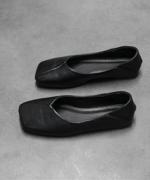 THE CELL.(ザセルドット)の「アシンメトリーシーム スクエアトゥ バブーシュ ASYMMETRIC SEAM SQUARE TOE BABOUCHE(その他シューズ・レディース・ブラウン/ブラック・39/35/37)」の5枚目の写真