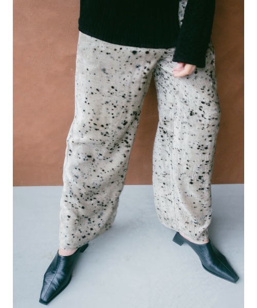 Ruh Dhan(ルーダン)の「Botanical Dye Velour Pants(その他パンツ・レディース・ブラウン/グレー/アイボリー・FREE)」の9枚目の写真