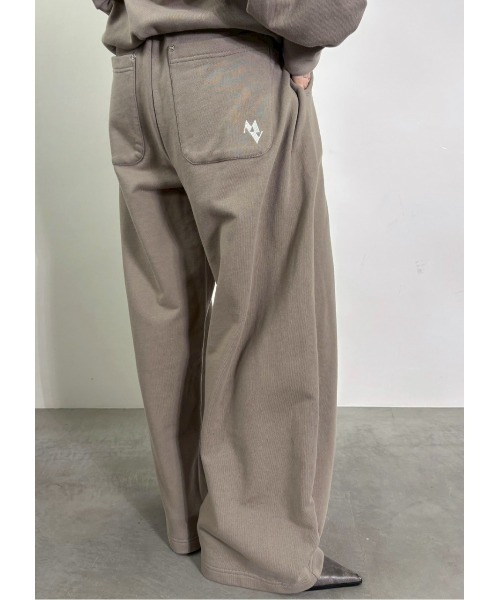MIDVEIN(ミッドヴェイン)の「curve line sweat pants(スウェットパンツ・レディース・ベージュ/グレー/ブラック・FREE)」の16枚目の写真
