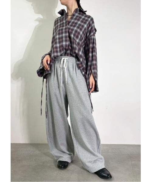 MIDVEIN(ミッドヴェイン)の「curve line sweat pants(スウェットパンツ・レディース・ベージュ/グレー/ブラック・FREE)」の18枚目の写真