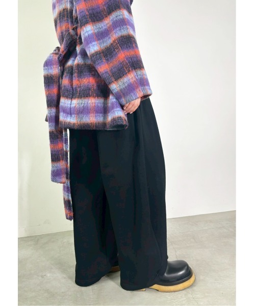 MIDVEIN(ミッドヴェイン)の「curve line sweat pants(スウェットパンツ・レディース・ベージュ/グレー/ブラック・FREE)」の12枚目の写真