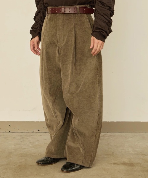 I'm here:(アイムヒアー)の「【I'm here】TWIST CORDUROY PANTS(その他パンツ・メンズ・ライトベージュ/グレー/ブラウン・L/M)」の15枚目の写真