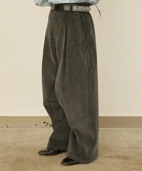 I'm here:(アイムヒアー)の「【I'm here】TWIST CORDUROY PANTS(その他パンツ・メンズ・ライトベージュ/グレー/ブラウン・L/M)」の4枚目の写真