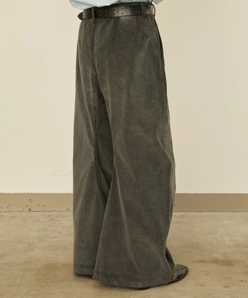 I'm here:(アイムヒアー)の「【I'm here】TWIST CORDUROY PANTS(その他パンツ・メンズ・ライトベージュ/グレー/ブラウン・L/M)」の6枚目の写真