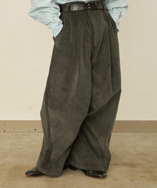 I'm here:(アイムヒアー)の「【I'm here】TWIST CORDUROY PANTS(その他パンツ・メンズ・ライトベージュ/グレー/ブラウン・L/M)」の7枚目の写真