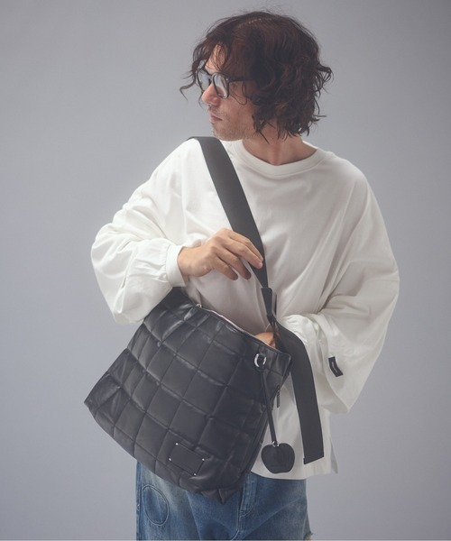 ADAM PATEK（アダムパテック）の「ADAMPATEK/ w/r leather  quilting medium shoulder bag/撥水レザーキルティングミディアムショルダーバッグ（ショルダーバッグ・メンズ・ブラック・FREE）」の16枚目の写真