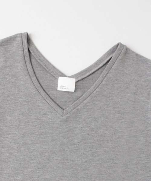 URBAN RESEARCH(アーバンリサーチ)の「UR TRベア裏毛Vネックワンピース(ワンピース・レディース・グレー/ベージュ/ネイビー・FREE)」の11枚目の写真
