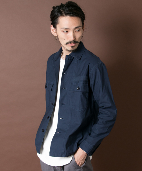 URBAN RESEARCH(アーバンリサーチ)の「UR VintageMilitary Shirts(シャツ/ブラウス・メンズ・ダークネイビー/ブラウン/カーキ・LARGE/SMALL/MEDIUM)」の3枚目の写真
