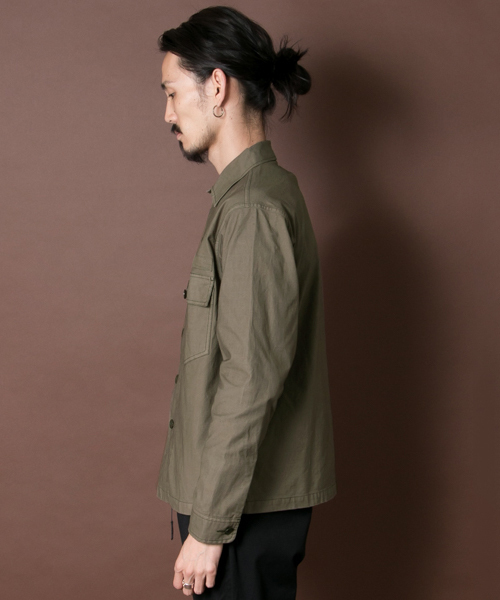 URBAN RESEARCH(アーバンリサーチ)の「UR VintageMilitary Shirts(シャツ/ブラウス・メンズ・ダークネイビー/ブラウン/カーキ・LARGE/SMALL/MEDIUM)」の5枚目の写真