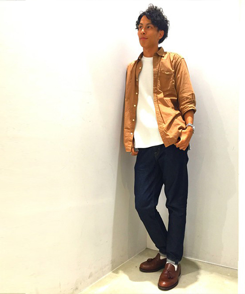 SEVENDAYS=SUNDAY(セブンデイズサンデイ)の「40/_ブロード 長袖レギュラーシャツ(シャツ/ブラウス・メンズ・カーキ/サックスブルー/オフホワイト/ベージュ・M/L/S)」の1枚目の写真