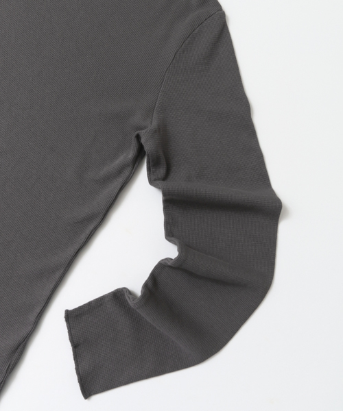 URBAN RESEARCH Sonny Label（アーバンリサーチサニーレーベル）の「ワッフルクルーネックプルオーバー（Tシャツ/カットソー・メンズ・グリーン/ブラウン/オフホワイト/チャコールグレー/イエロー・LARGE/MEDIUM）」の16枚目の写真