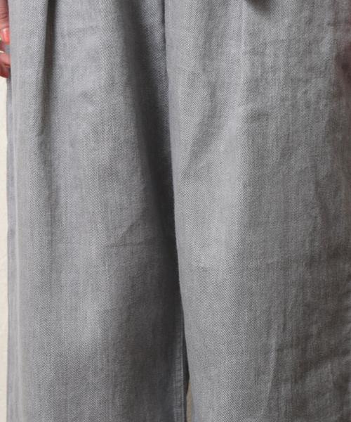 coen（コーエン）の「【『LEE』2017/5月号掲載】フレンチリネンミックスワイドパンツ（その他パンツ・レディース・グレー/ネイビー・LARGE/SMALL/MEDIUM）」の3枚目の写真