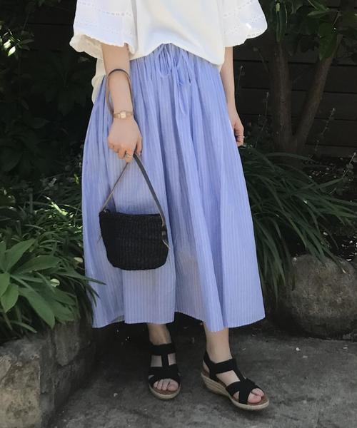 coen（コーエン）の「【『リンネル』2017/6月号掲載】ボイルEASYギャザースカート（スカート・レディース・ベージュ/ネイビー/ストライプ・FREE）」の3枚目の写真