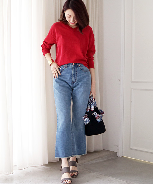 N.（N. Natural Beauty Basic）（エヌエヌナチュラルビューティーベーシック）の「レーススリーブニット（ニット/セーター・レディース・ホワイト/レッド/ブラック/ブルー・MEDIUM）」の4枚目の写真