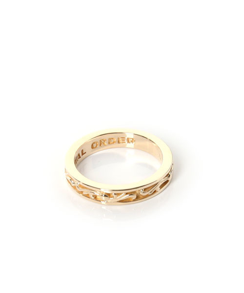 ROYAL ORDER(ロイヤルオーダー)の「SMALL VERONETTE RING(リング・メンズ・ゴールド・18号 US-9)」の4枚目の写真