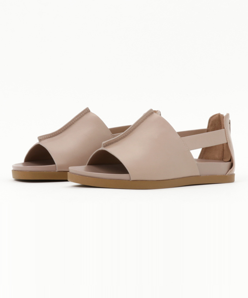 CHARLES & KEITH（チャールズ & キース）の「オープントゥーカットアウトサンダル / OPEN-TOE CUT-OUT SANDALS（サンダル・レディース・ブラック/アイボリー/オフホワイト・23cm/24cm/23.5cm/24.5cm/22.5cm）」の3枚目の写真