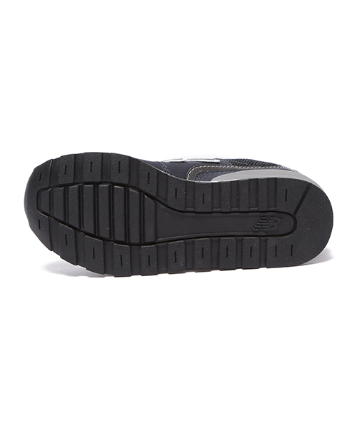 こども ビームス（コドモビームス）の「New Balance / KV 996 V2 (ユニセックス 17～24cm)（スニーカー・キッズ・ネイビー/グレー・18/19/22.5/17/21.5/18.5/19.5/21/22/23/17.5/20/20.5/24/23.5）」の6枚目の写真