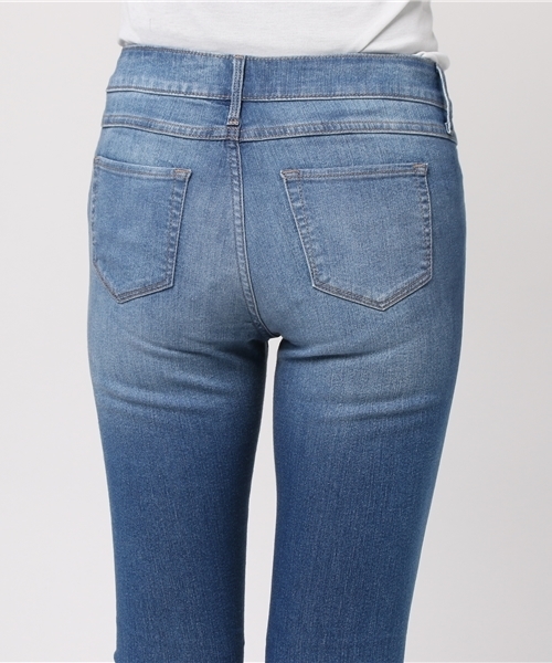 earth music&ecology（アースミュージックアンドエコロジー）の「スキスキスキニー(マスキング加工デニム)（デニムパンツ・レディース・インディゴブルー・XXS/XS/L/S/M）」の2枚目の写真