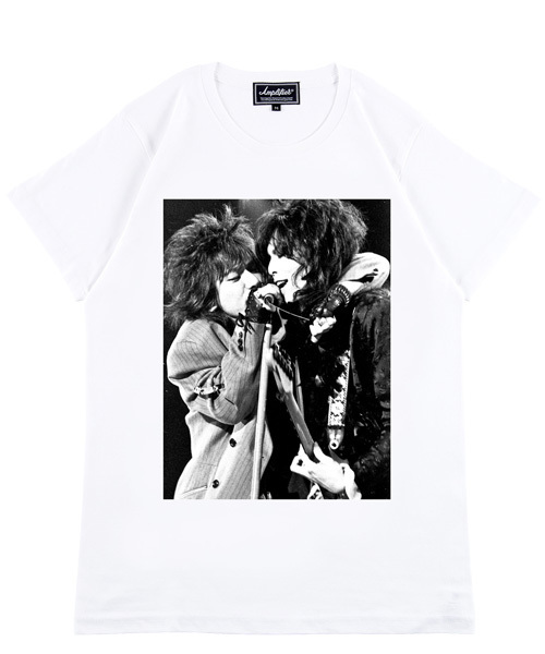 MEDICOM TOY(メディコムトイ)の「Amplifier "RED WARRIORS" TEE design A(Tシャツ/カットソー・メンズ・ホワイト/ブラック・SMALL/MEDIUM/LARGE/X-LARGE)」の1枚目の写真