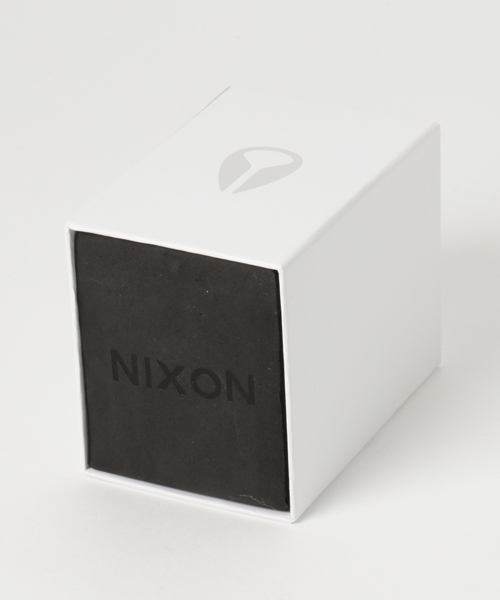 NIXON（ニクソン）の「STARK LEATHER NA11942092-00 SILVER/SADDLE（アナログ腕時計・メンズ・ブラウン・FREE）」の4枚目の写真