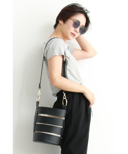 Free S Mart 美人百花3月号岸本セシル着用 Andgirl3月号中村アン着用 カッティングショルダー Wear