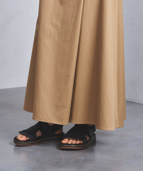 UNITED ARROWS(ユナイテッドアローズ)の「UWSC チノ ラップ ロングスカート†(スカート・レディース・ブラック/ベージュ・40/36/38)」の6枚目の写真
