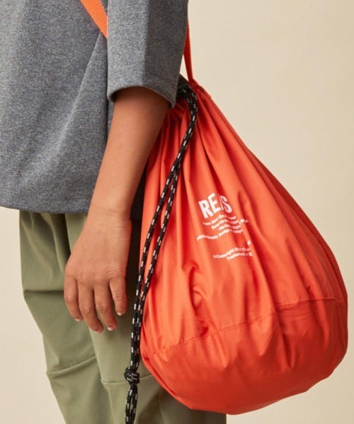 RE/SP（アールイーエスピー）の「RE/SP Ball Bag / アールイーエスピー ボールバッグ（ショルダーバッグ・キッズ・カーキ/ネイビー/ブラック/オレンジ/ライム・FREE）」の5枚目の写真