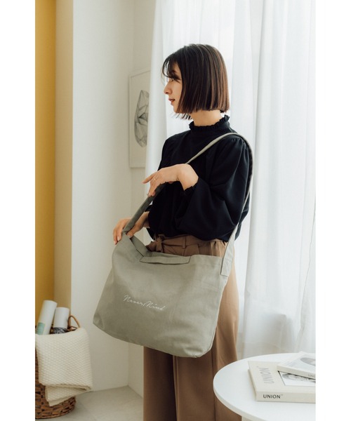 DEVICE(デバイス)の「Rename プリント ロゴ キャンバス トート ショルダーバッグ(ショルダーバッグ・レディース・ブラック/ナチュラル/カーキ/ベージュ/グレー・FREE)」の16枚目の写真