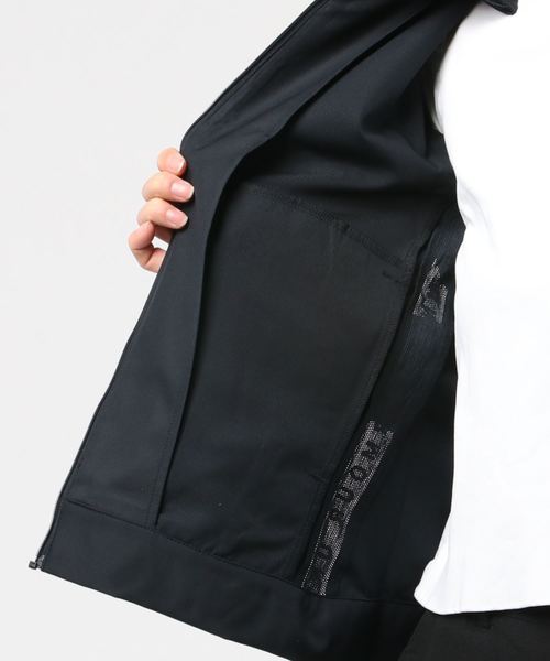 UNDER ARMOUR（アンダーアーマー）の「アンダーアーマー UA　Cloth　FZ　Jacket 1330244（その他アウター・レディース・ホワイト/ブラック・M/L/S/XL）」の6枚目の写真