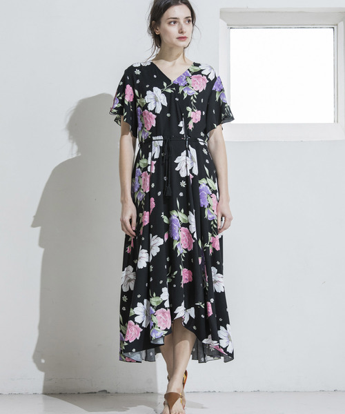 Emma Taylor（エマテイラー）の「2WAYオリジナル花柄ワンピース（ガウンワンピース）（ワンピース・レディース・ホワイト系その他/ブラック系その他・FREE）」の17枚目の写真