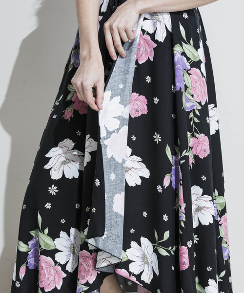 Emma Taylor（エマテイラー）の「2WAYオリジナル花柄ワンピース（ガウンワンピース）（ワンピース・レディース・ホワイト系その他/ブラック系その他・FREE）」の10枚目の写真