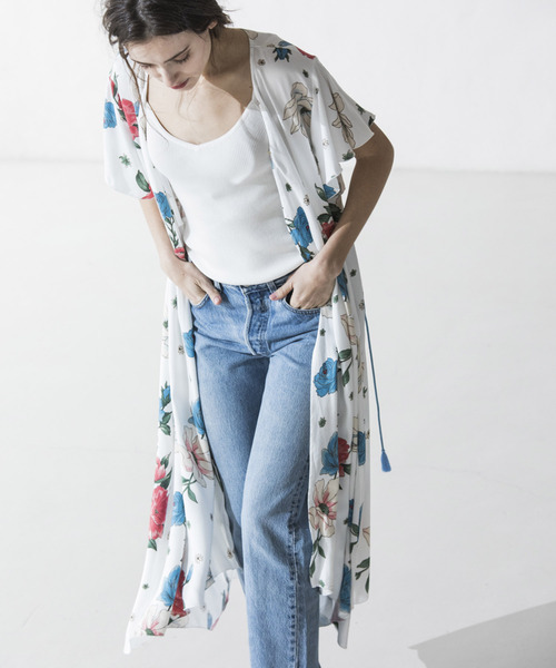 Emma Taylor（エマテイラー）の「2WAYオリジナル花柄ワンピース（ガウンワンピース）（ワンピース・レディース・ホワイト系その他/ブラック系その他・FREE）」の7枚目の写真