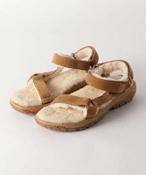 Teva(テバ)の「<TEVA(テバ)>HURRICANE ハリケーン SHEARLING サンダル о(サンダル・レディース・ベージュ/ブラック・6/8/7/5)」の5枚目の写真
