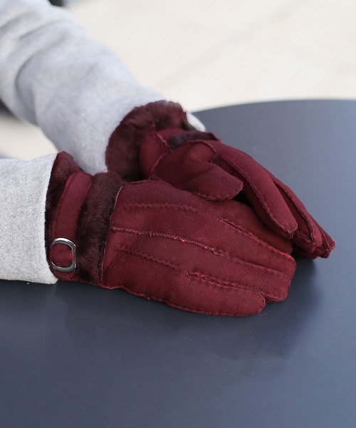 sankyo shokai（サンキョウショウカイ）の「ムートンファー手袋（手袋・レディース・グレイッシュベージュ/キャメル/ブルー/ブラック/モカ/ワイン/ライトベージュ/ウッド/ライラック/ピンク/ブラウン/グレー・FREE）」の12枚目の写真