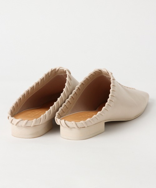 LOWRYS FARM（ローリーズファーム）の「カガリミュール　864930（その他シューズ・レディース・ブラック/アイボリー・MEDIUM/LARGE）」の5枚目の写真