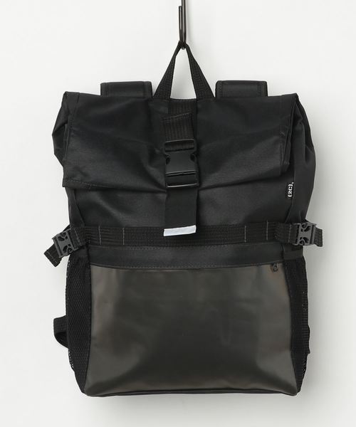 ONE DAY KMC (ワンデイケーエムシー)の「Rolltop Drei 18L(バックパック/リュック・メンズ・ブラック/ベージュ/カーキ/イエロー・FREE)」の1枚目の写真