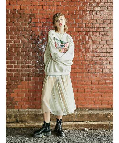 jouetie(ジュエティ)の「チュールスカートコンビプルオーバー(スウェット・レディース・アイボリー/ブラック/ブルー・MEDIUM)」の7枚目の写真