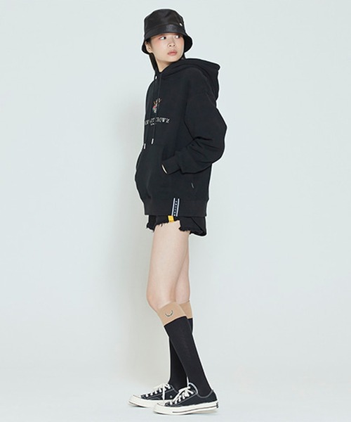 ROMANTIC CROWN(ロマンティッククラウン)の「『ROMANTIC CROWN/ロマンティッククラウン』RMTCRW PADDLING LOGO HOODIE/プルオーバーパーカー(パーカー・レディース・ライトブルー/ブラック/ライトグリーン/アイボリー・M)」の21枚目の写真
